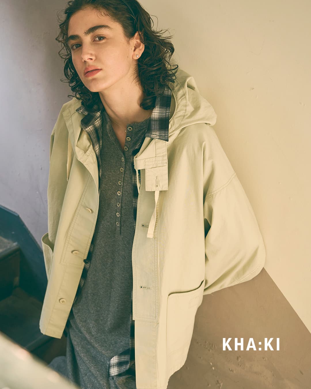 KHA:KI(カーキ)フェードコットンツイル ミリタリー フードジャケット GAS PARKA mil26fjk3250