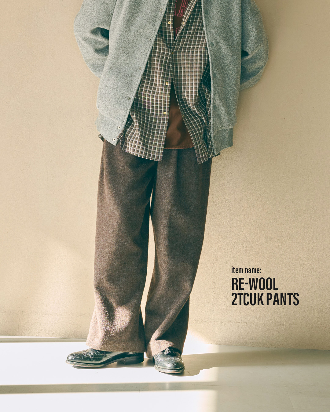 KHA:KI(カーキ)尾州リサイクルウール 起毛 2タック ワイドパンツ RE-WOOL 2TCUK PANTS mil26fpt3267