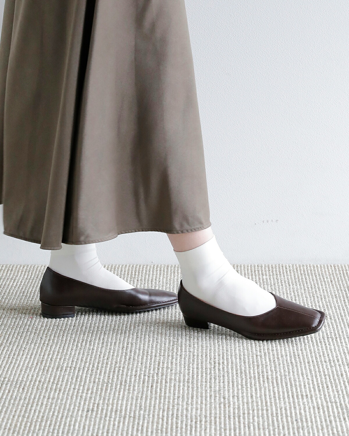 EPURE(エピュレ)センターシーム スクエアトゥ フラットシューズ OUBE Square Flats oube-sq-flats