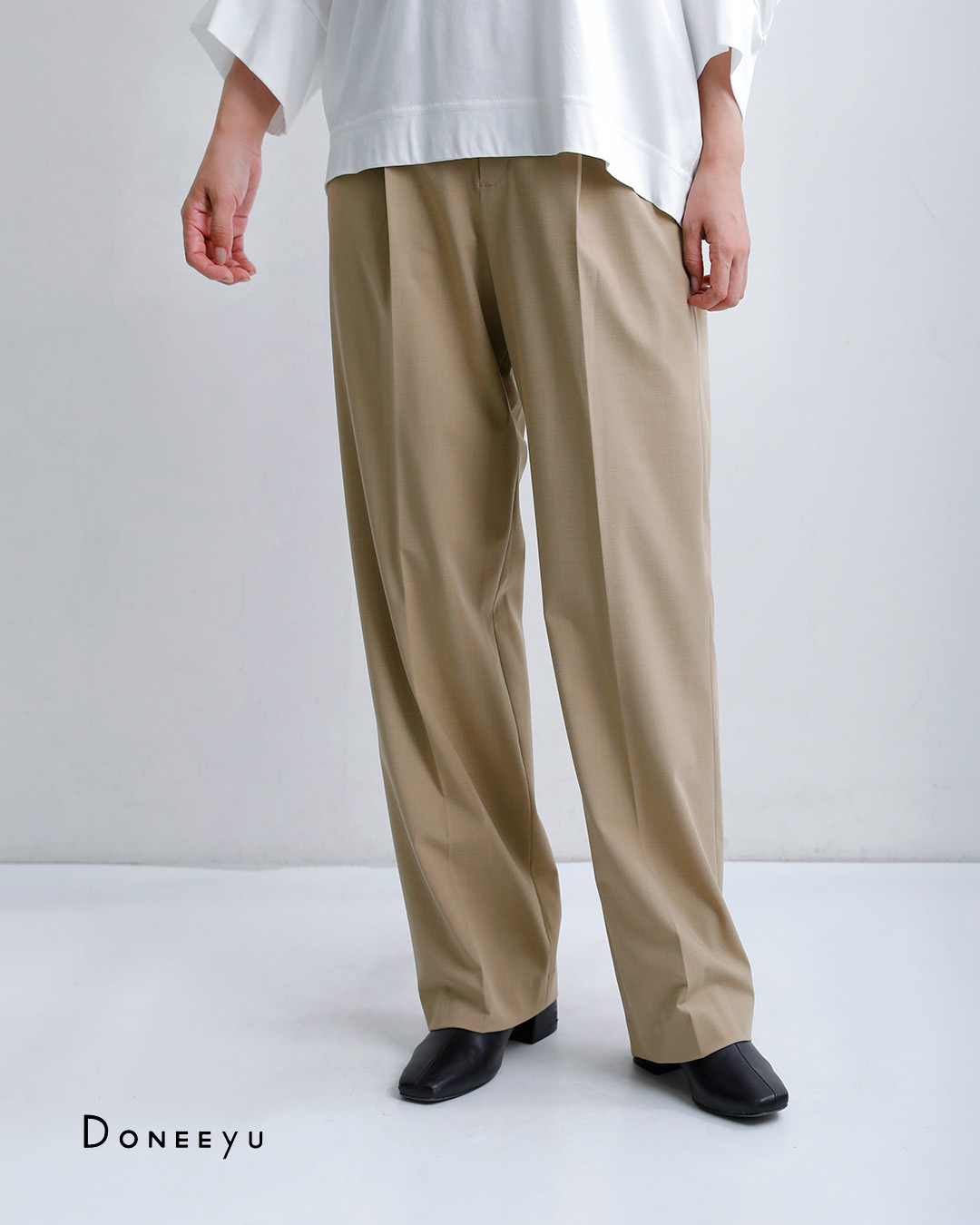 DONEEYUセンタープレス ストレート パンツ u-2400