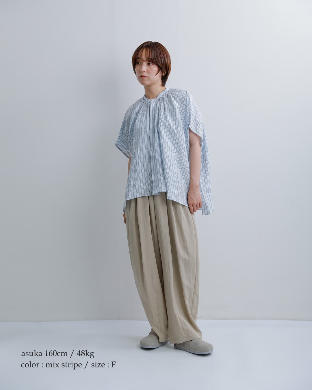 universal tissu(ユニヴァーサルティシュ)比翼開き シャーリング ワイドブラウス ut252bl004