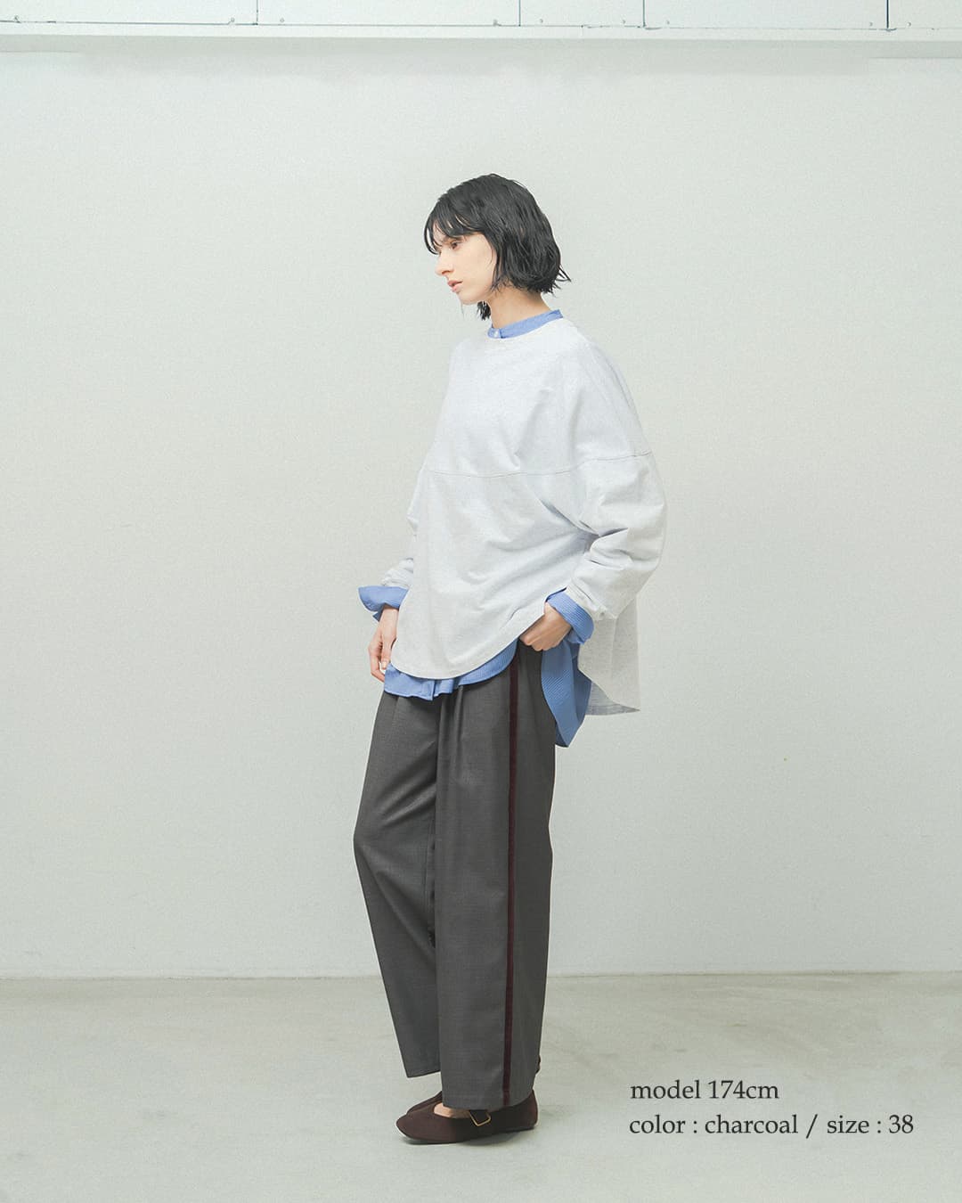 WHYTO.ウール サイドベロアライン タック パンツ wht26fpt4079
