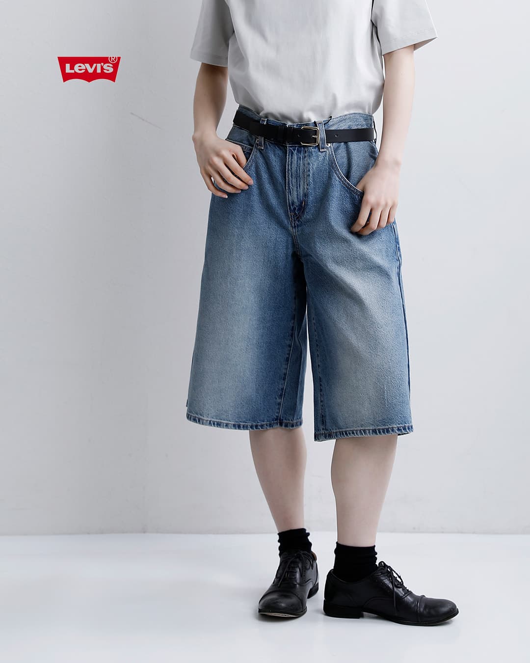 Levisスーパーバギー ハーフデニムパンツ SUPER BAGGY JORT 005dt