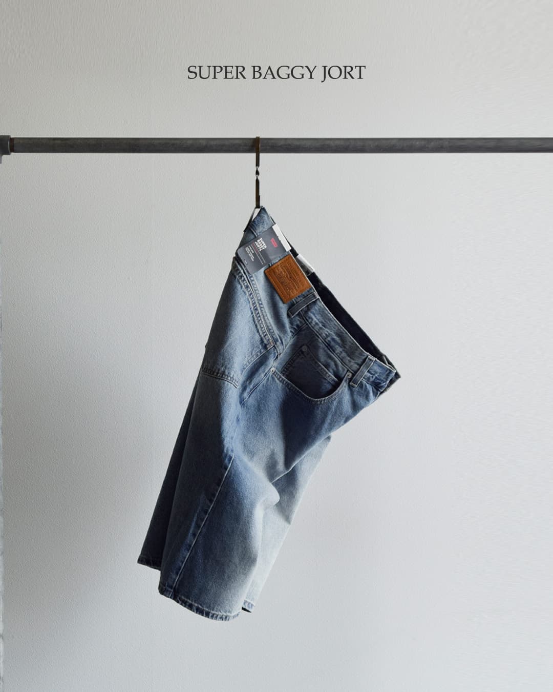 Levisスーパーバギー ハーフデニムパンツ SUPER BAGGY JORT 005dt