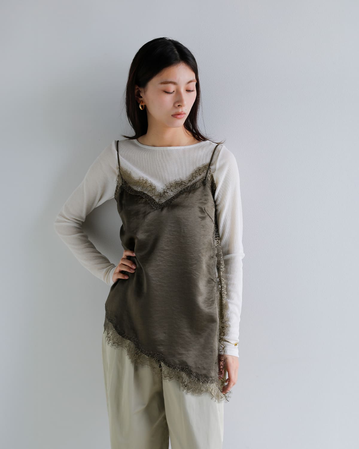 CREDONA(クレドナ)サテンレースキャミソール SATIN LACE CAMI 1426110012-0