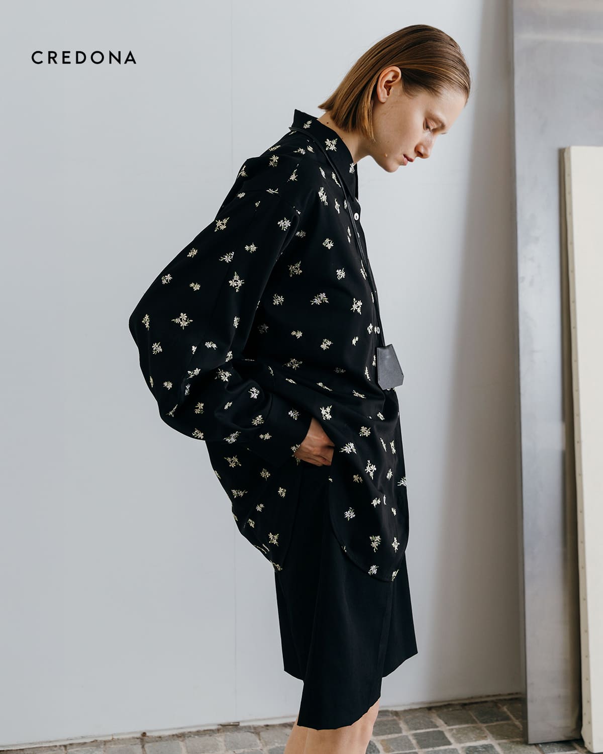 CREDONA(クレドナ)フラワー 刺繍 シャツ FLOWER EMBROIDERY SHIRTS1426110018-0