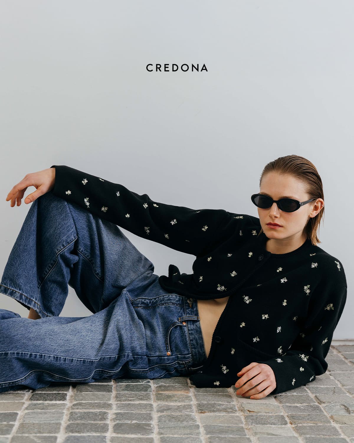 CREDONA(クレドナ)フラワー 刺繍 春 ニット カーディガン 伸縮性 高密度 張り感 家庭洗濯 華やか FLOWER EMBROIDERY CD1426111017-0