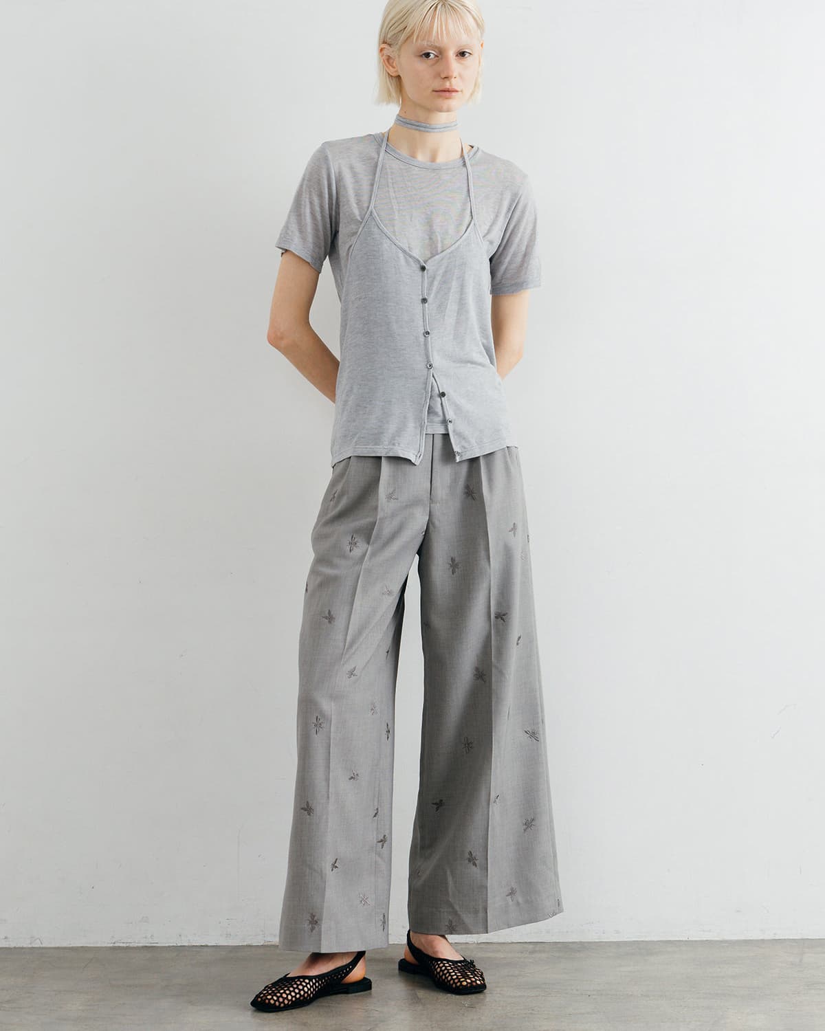 CREDONA(クレドナ)モチーフ刺繍パンツ MOTIF EMBROIDERY PANTS 1426320064-0