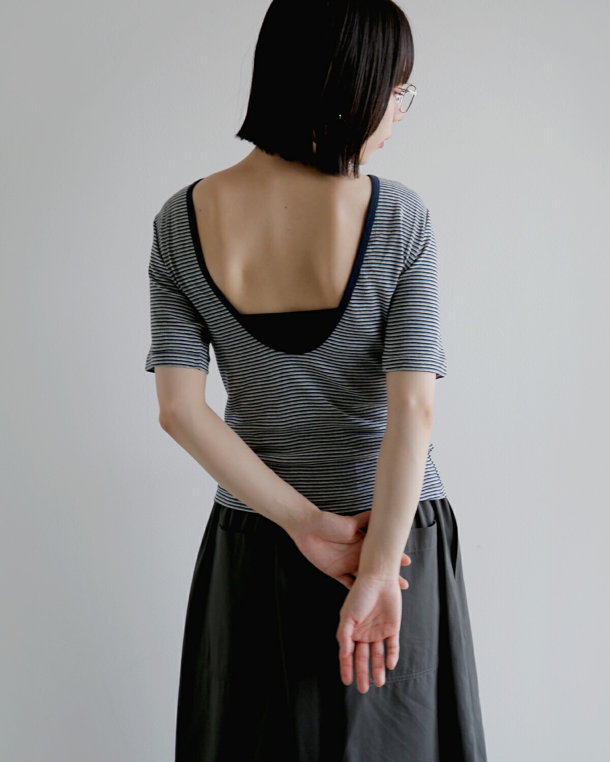 beautiful people(ビューティフルピープル)コットン2way半袖Tシャツ “Miller double-front T-shirt” 1545310052