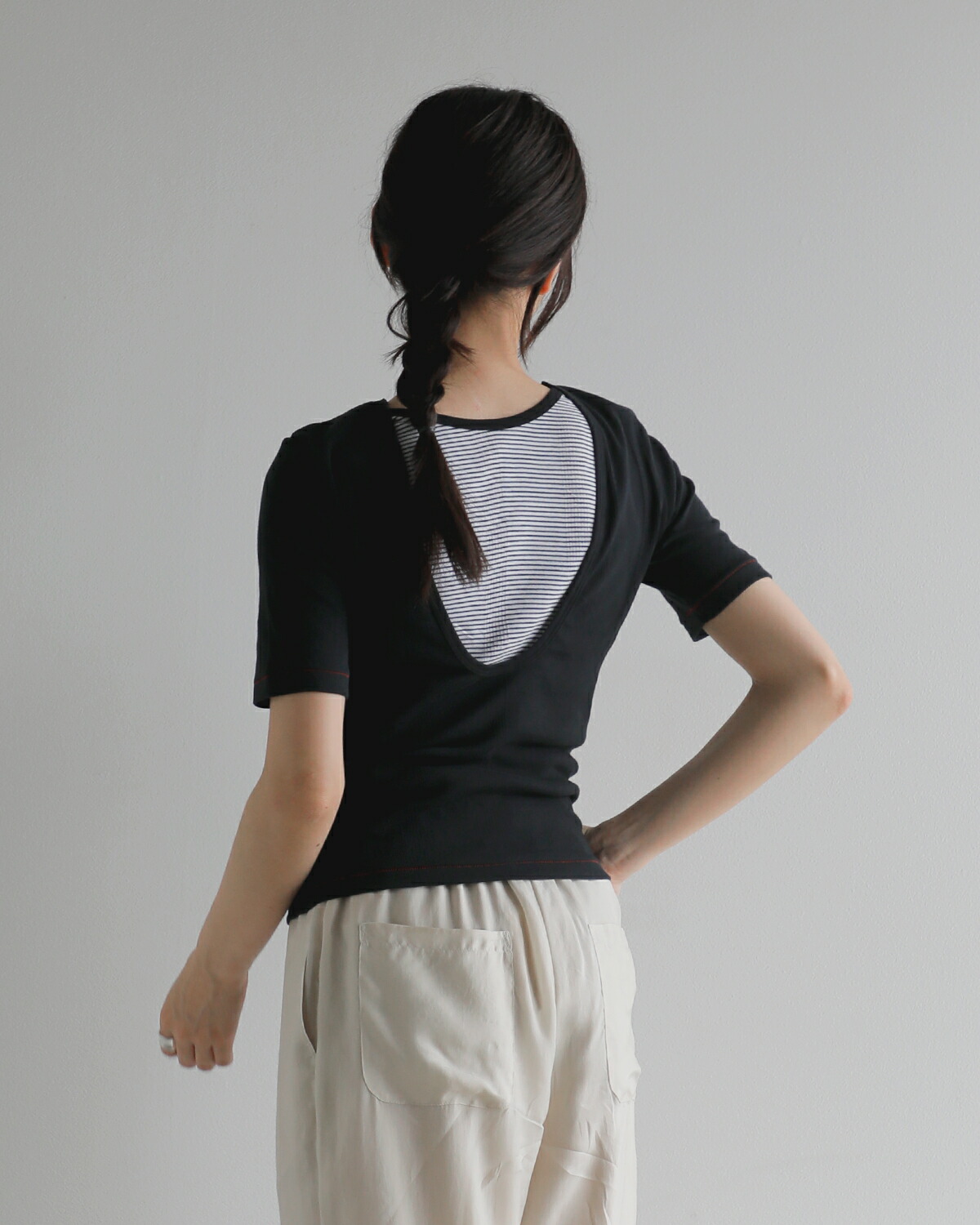 beautiful people(ビューティフルピープル)コットン2way半袖Tシャツ “Miller double-front T-shirt” 1545310052
