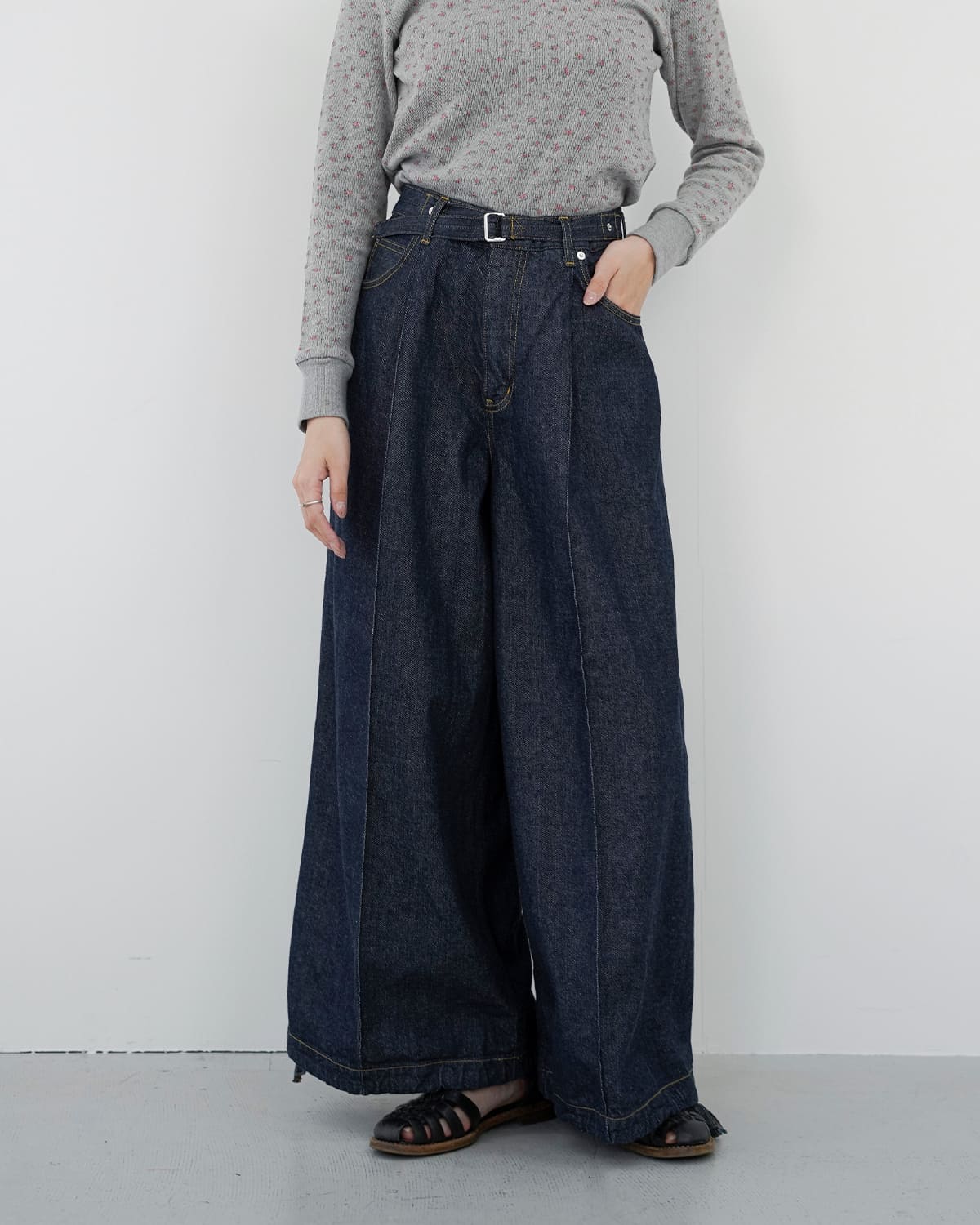 beautiful people(ビューティフルピープル)セルビッチデニムワンタックワイドパンツlefthandtwilldenimonetuckwidepants 1626105027