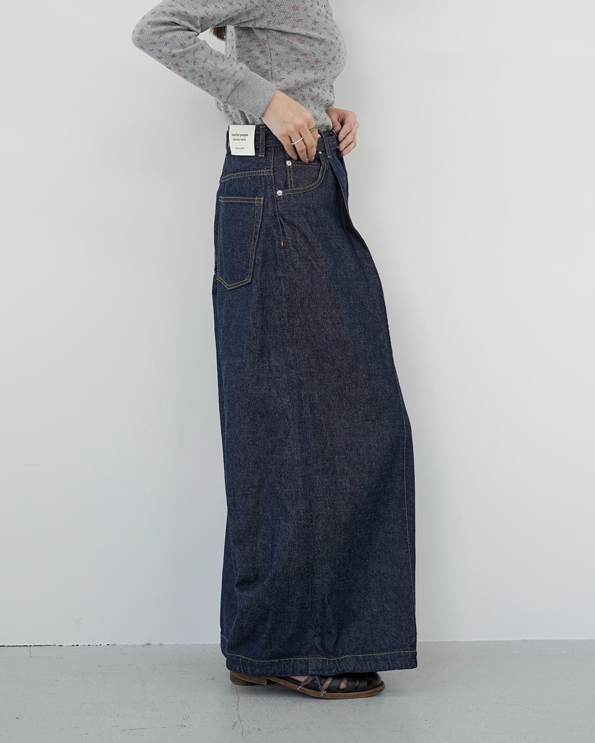 beautiful people(ビューティフルピープル)セルビッチデニムワンタックワイドパンツlefthandtwilldenimonetuckwidepants 1626105027
