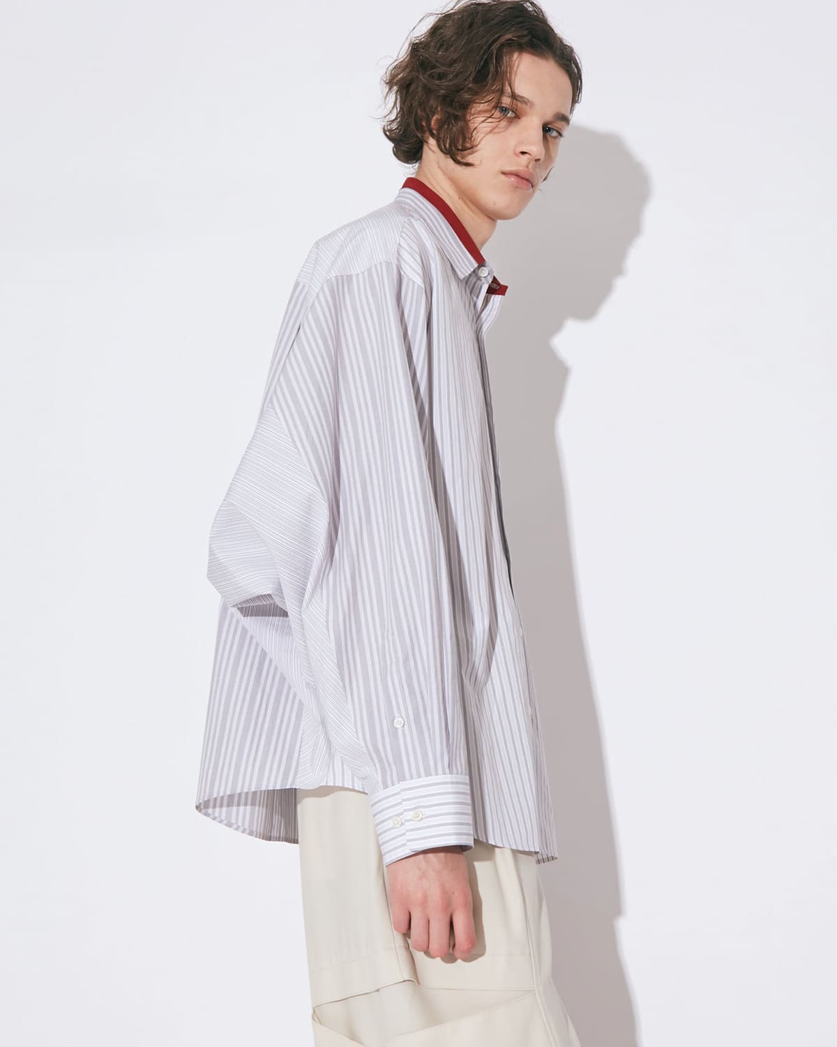 beautiful people(ビューティフルピープルフィンクスコットンストライプボリュームシャツfinxcottonstripefanshapeshirts 1626106002