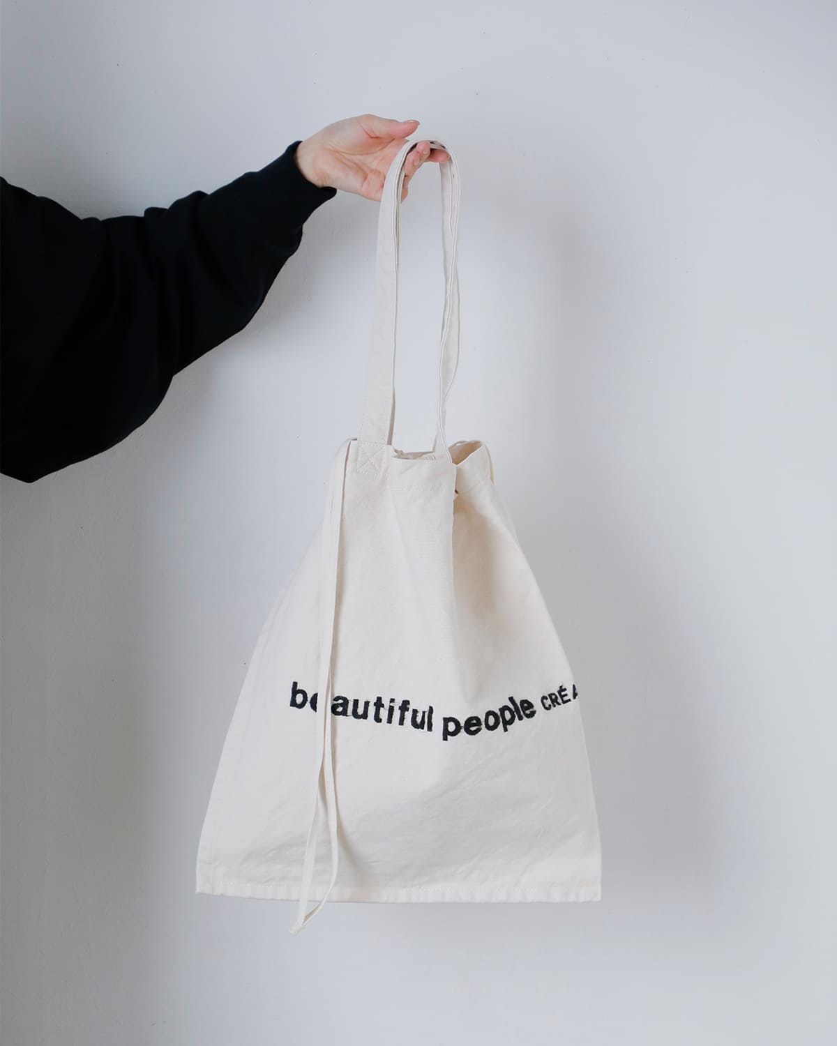 beautiful people(ビューティフルピープル)コットン帆布ロゴ刺繍トートバッグbrushedlogogatheringbag 1626611945