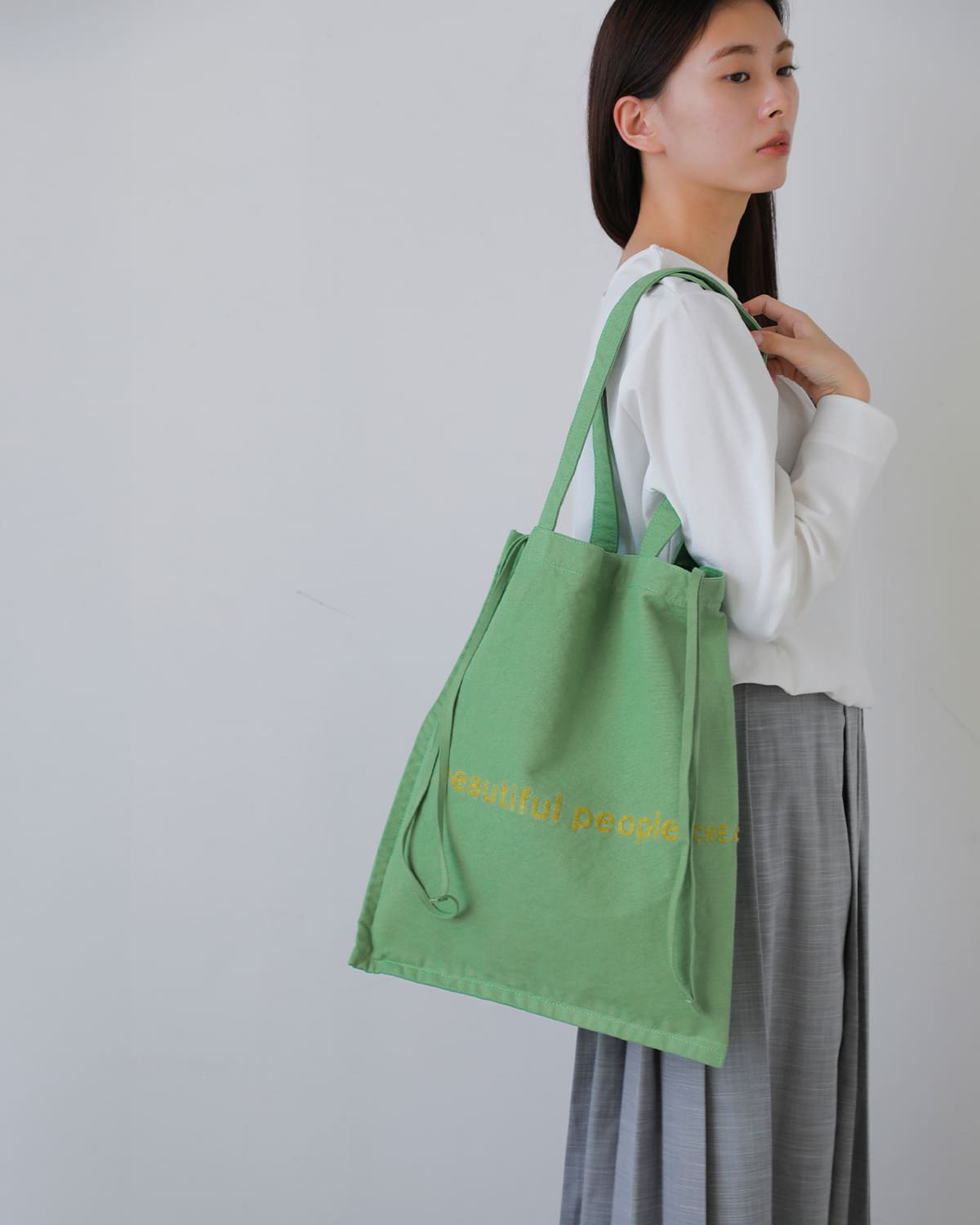 beautiful people(ビューティフルピープル)コットン帆布ロゴ刺繍トートバッグbrushedlogogatheringbag 1626611945