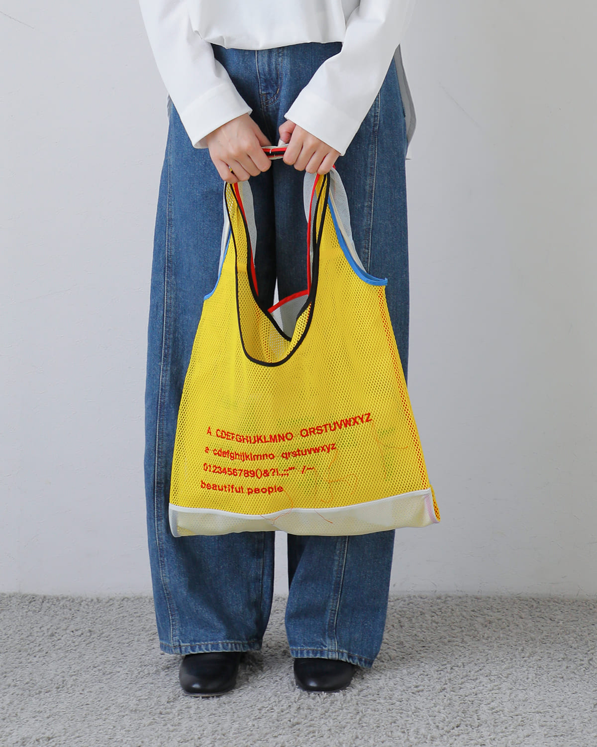 beautiful people(ビューティフルピープル)アルファベット刺繍2wayメッシュマルシェバッグflipalphabetembroiderymarchebag 1626612011