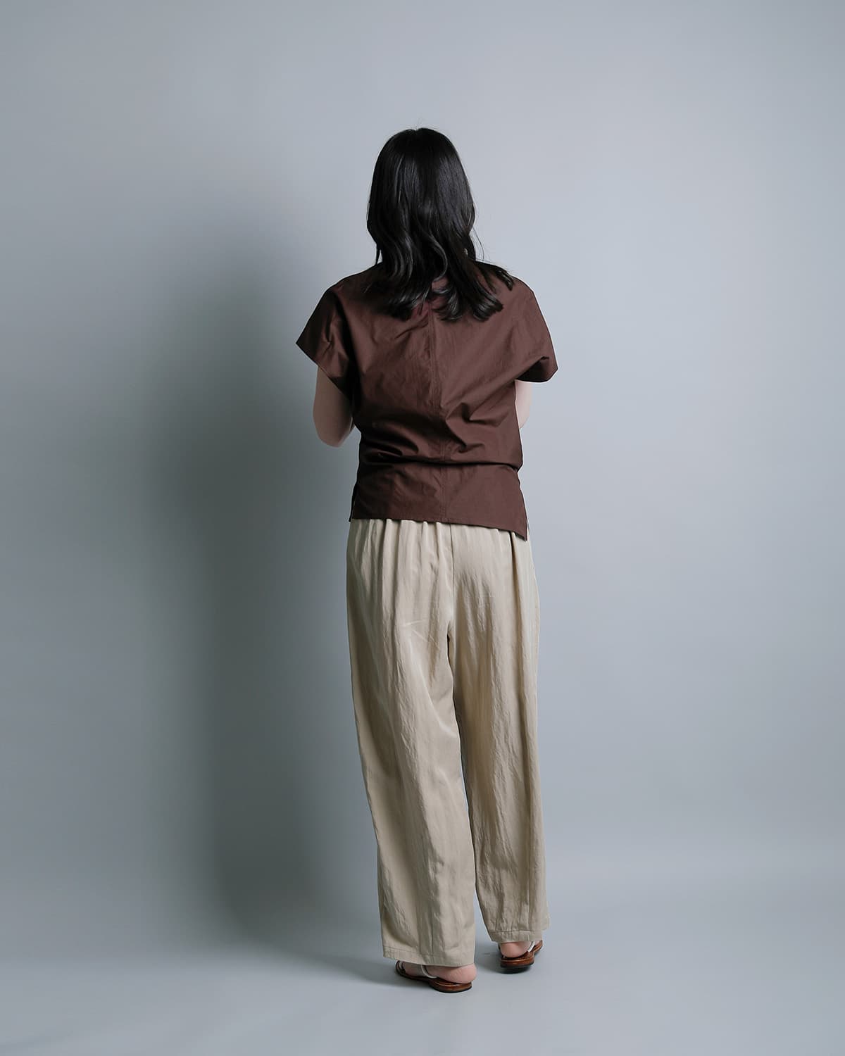 YLEVE�t�B���N�X�R�b�g���E�F�U�[ �A�V�����g���[ �v���I�[�o�[�V���c FINX COTTON WEATHER ASYMMETRY P/O SH 168-6150053