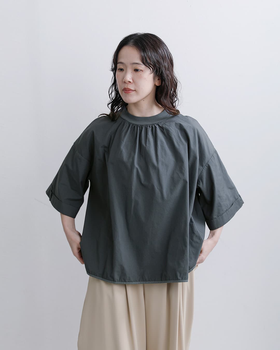 fabrique en planete terreコットン コンビ モックネック 6分袖Tシャツ 261-022