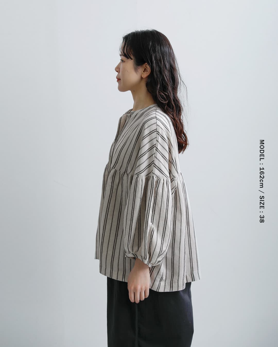 fabrique en planete terre(ファブリケ アン プラネテール)マルチストライプ 9分袖 ギャザー ブラウス 261-107