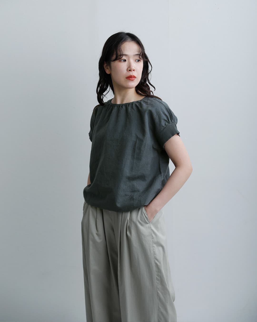 fabrique en planete terre(ファブリケ アン プラネテール)リネン コンビ キャップスリーブ プルオーバー シャツ 261-122