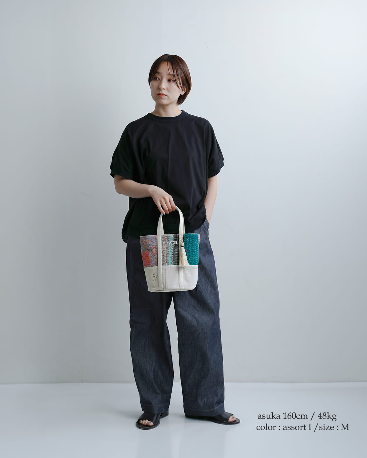 ARTE POVERAコットンリネン インドキルトラリー フランスシーツMIX ラウンドバッグ Mサイズ 26sp47