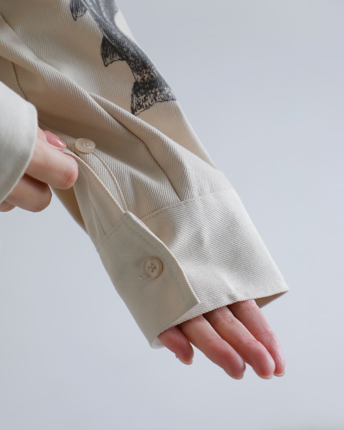 FLOWER(フラワー)コットンクリーチャーシャツ “Creatures shirt” 26ssf002