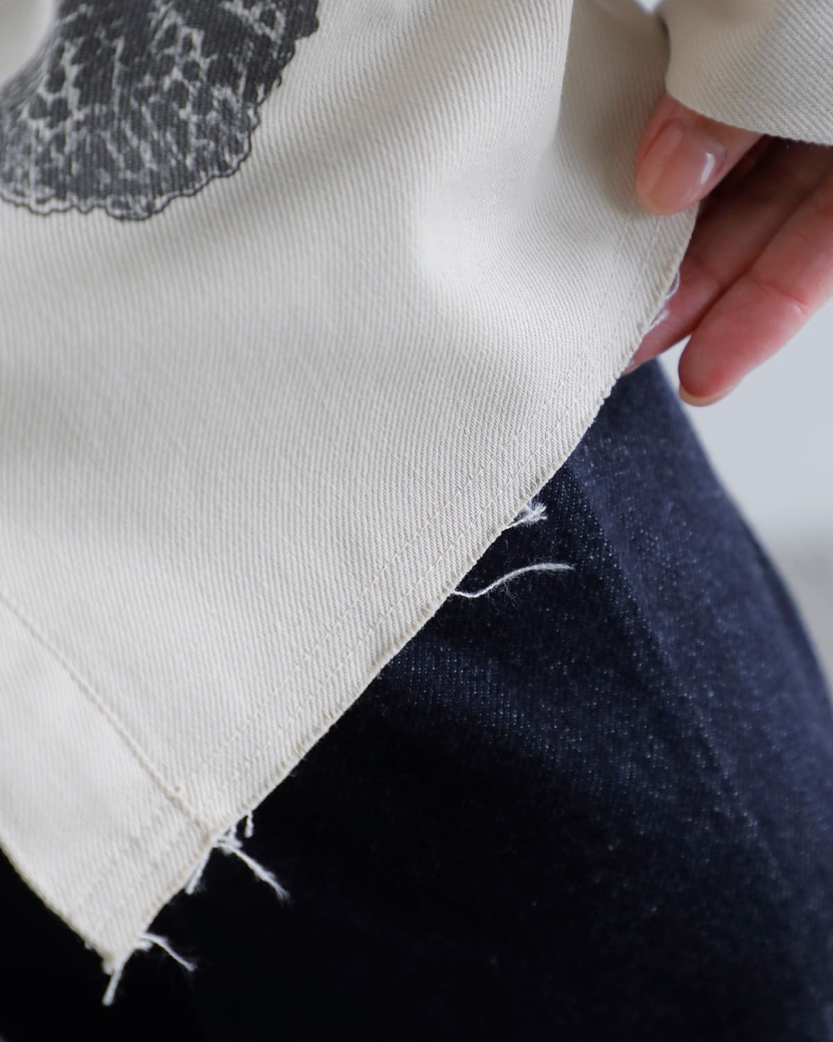 FLOWER(フラワー)コットンクリーチャーシャツ “Creatures shirt” 26ssf002