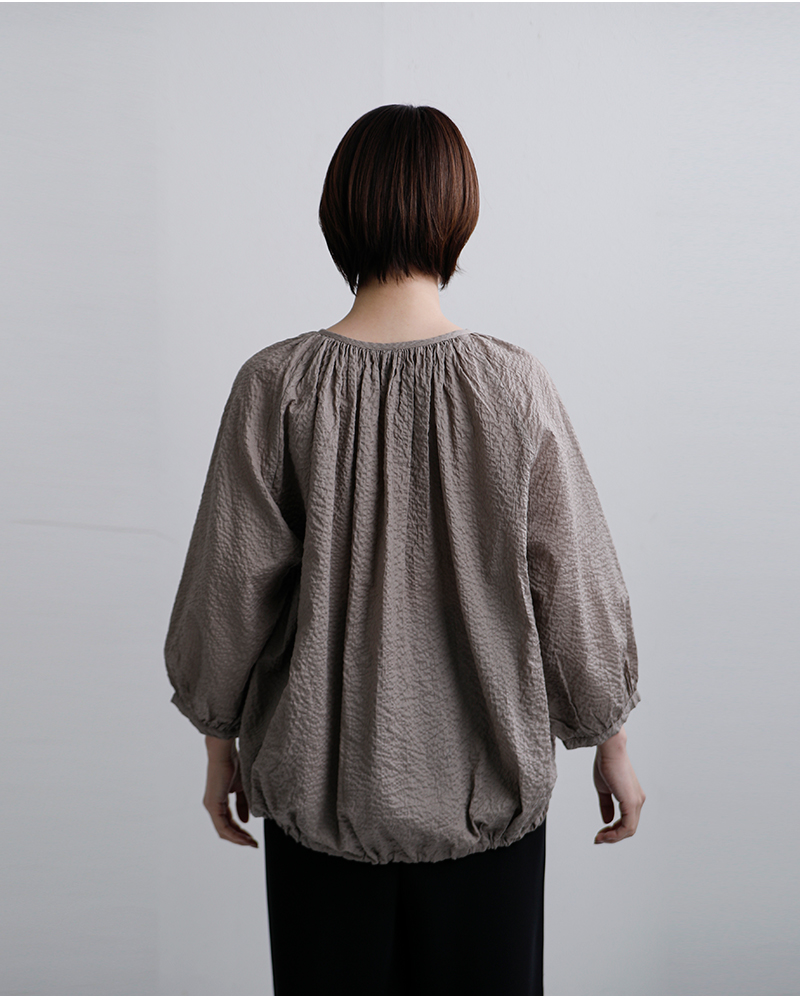 TRAVAIL MANUEL(トラバイユマニュアル)コットンリップルローンギャザースモックシャツ3008