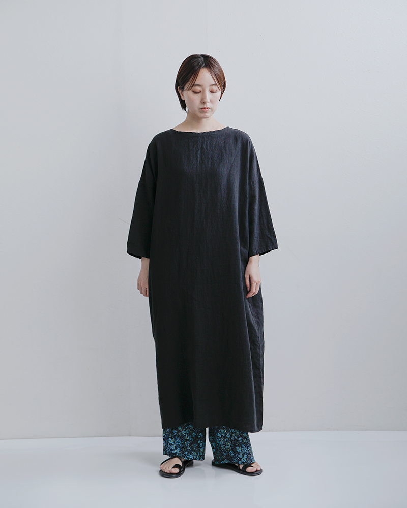 TRAVAIL MANUEL(トラバイユマニュアル)フレンチリネンキャンバス7分袖ロングワンピース3016