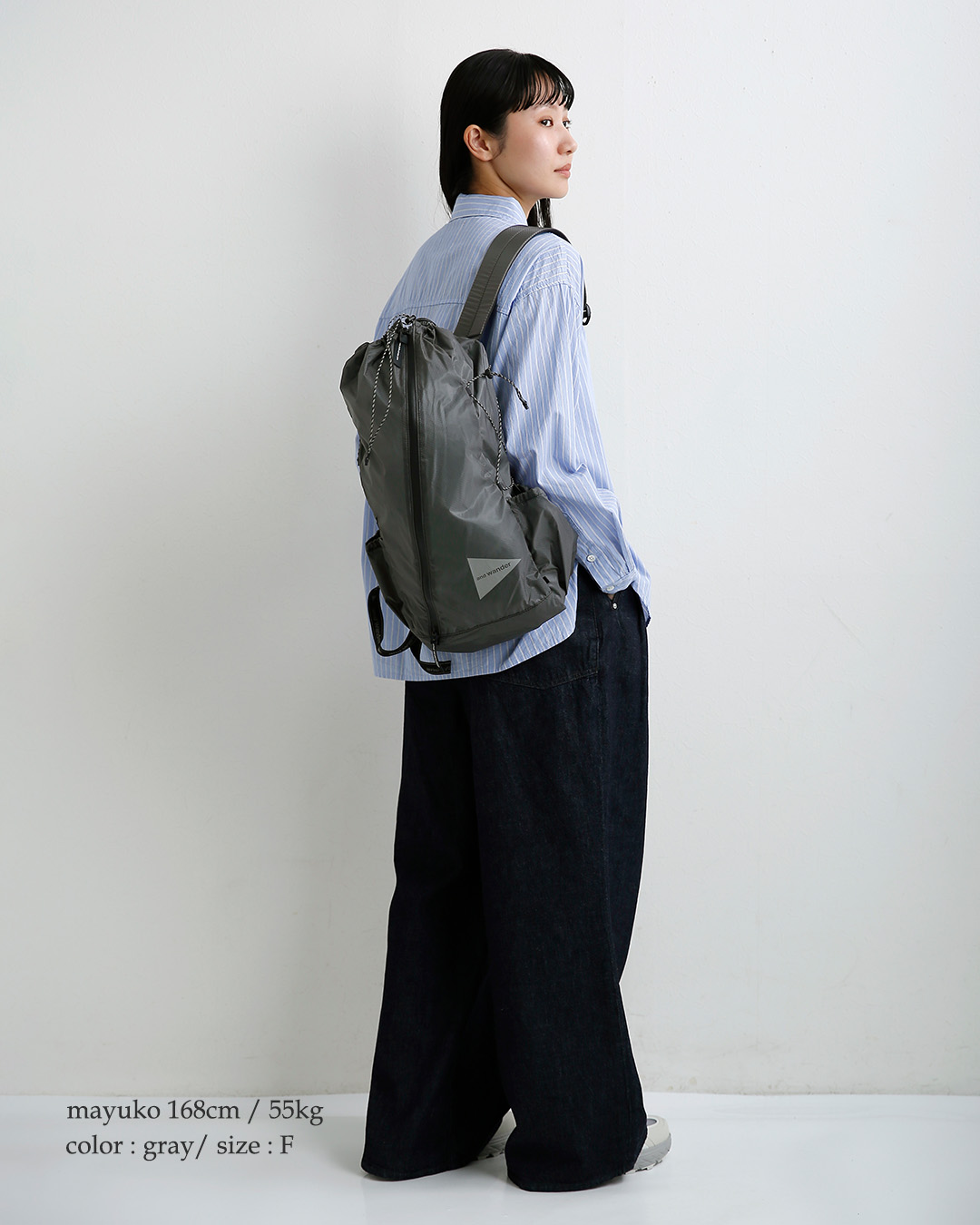and wanderシル デイパック sil daypack 574-5975211