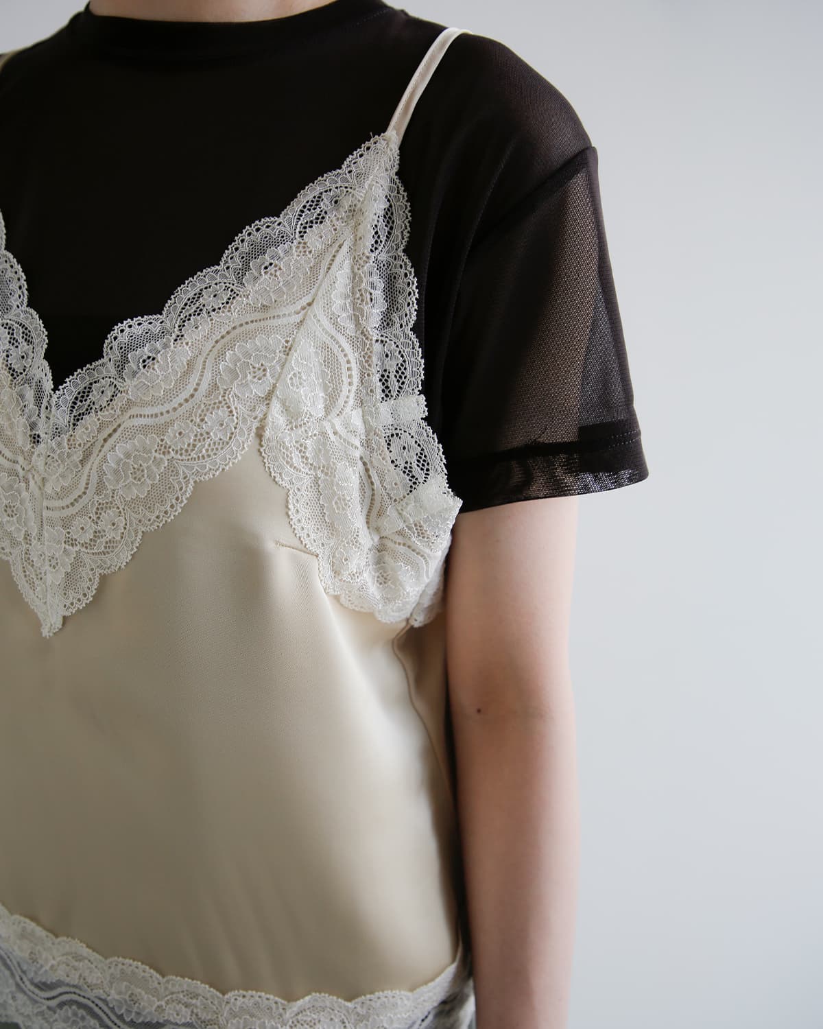 anuke アンヌーク サテンレース キャミソール Satin Lace Camisole