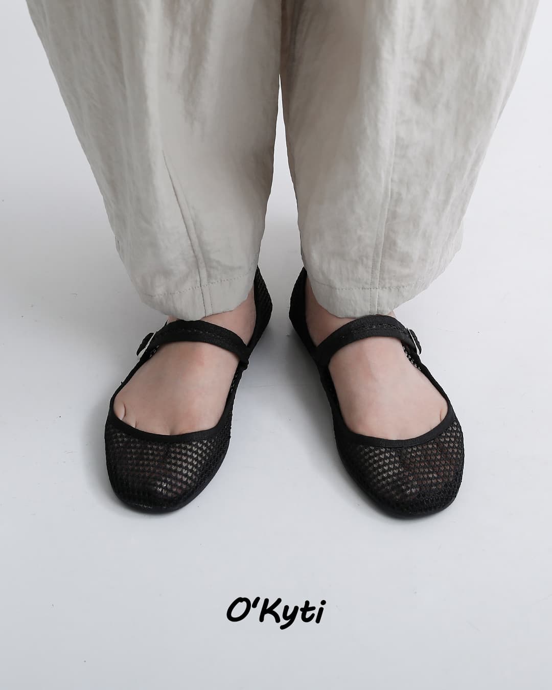 O’KYTIメッシュ ボタンストラップ バレエシューズ 6525-re