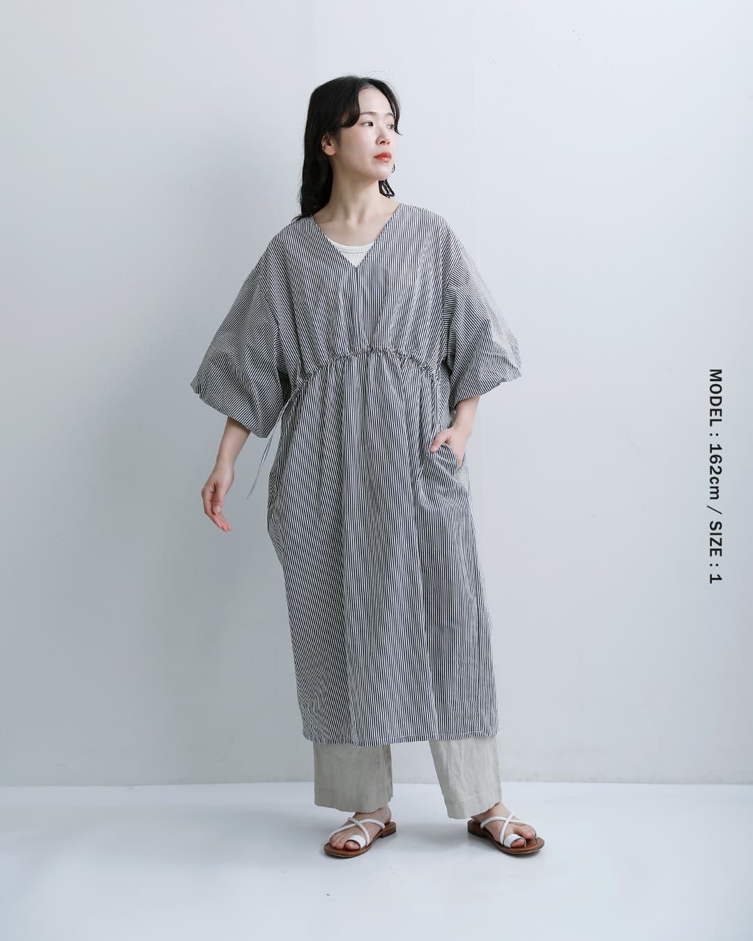 HAVERSACK(ハバーサック)エアリーコットンストライプ Vネック ロングワンピース 652625