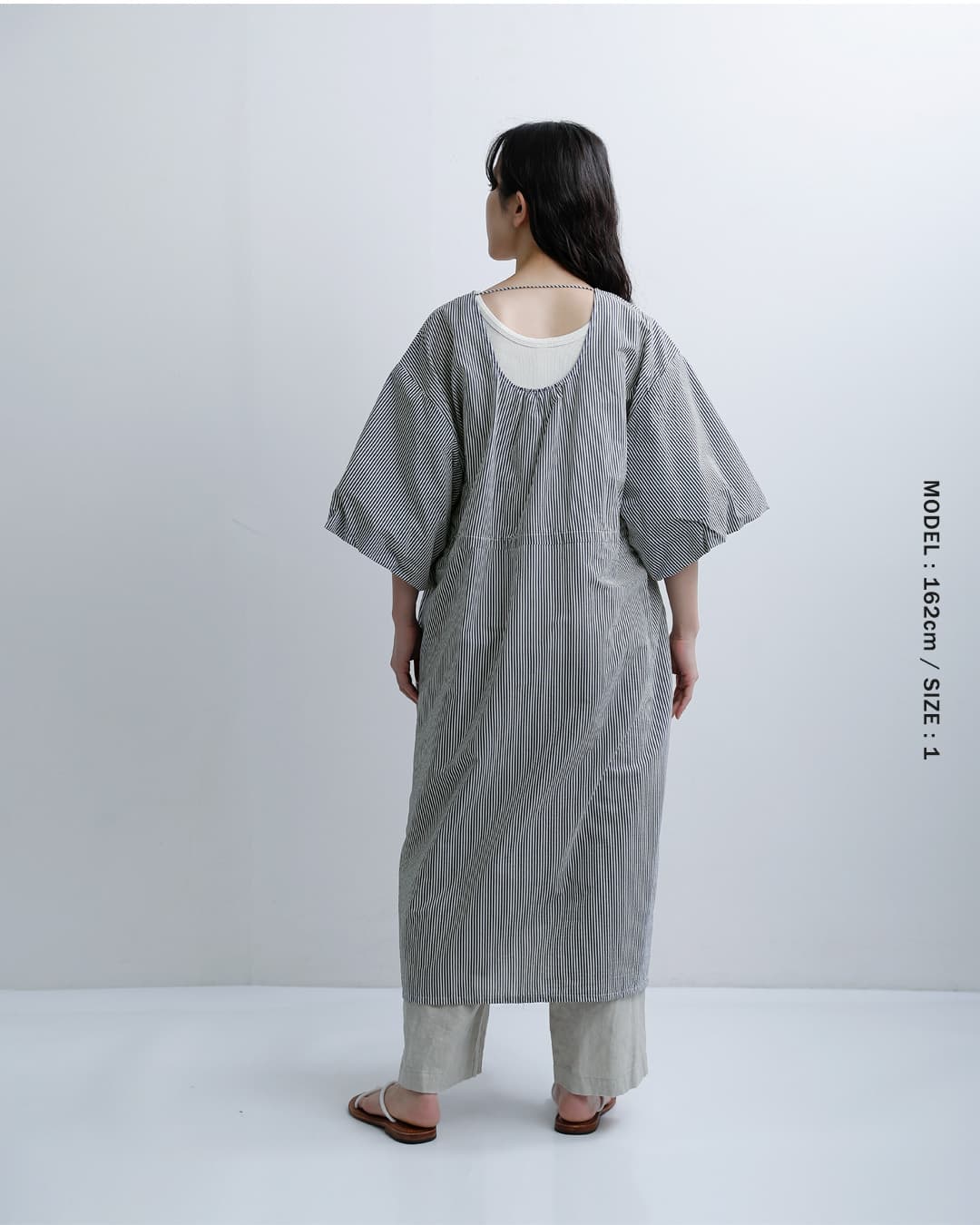 HAVERSACK(ハバーサック)エアリーコットンストライプ Vネック ロングワンピース 652625