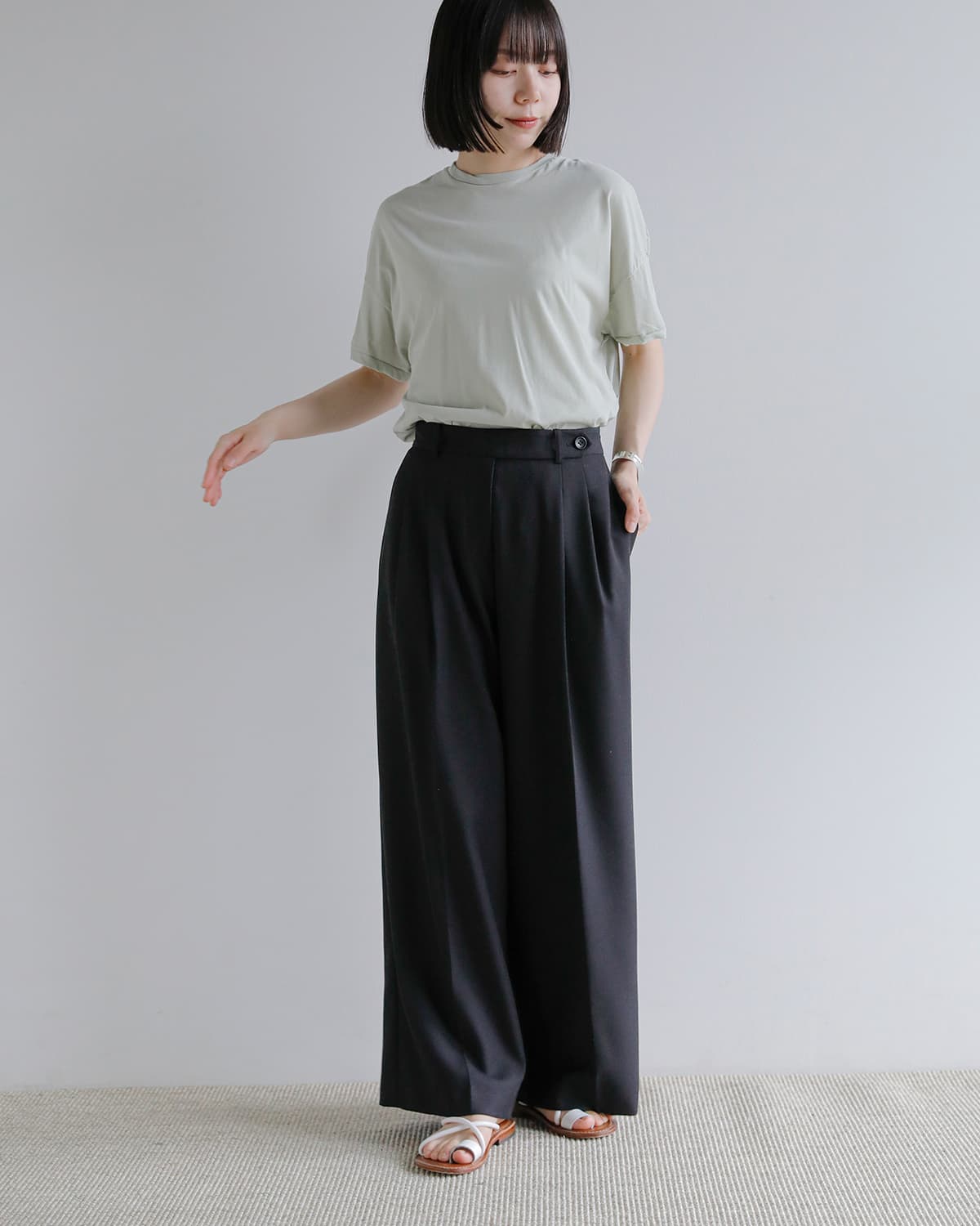 MANOF(マノフ)タックワイドパンツ 80110-7103