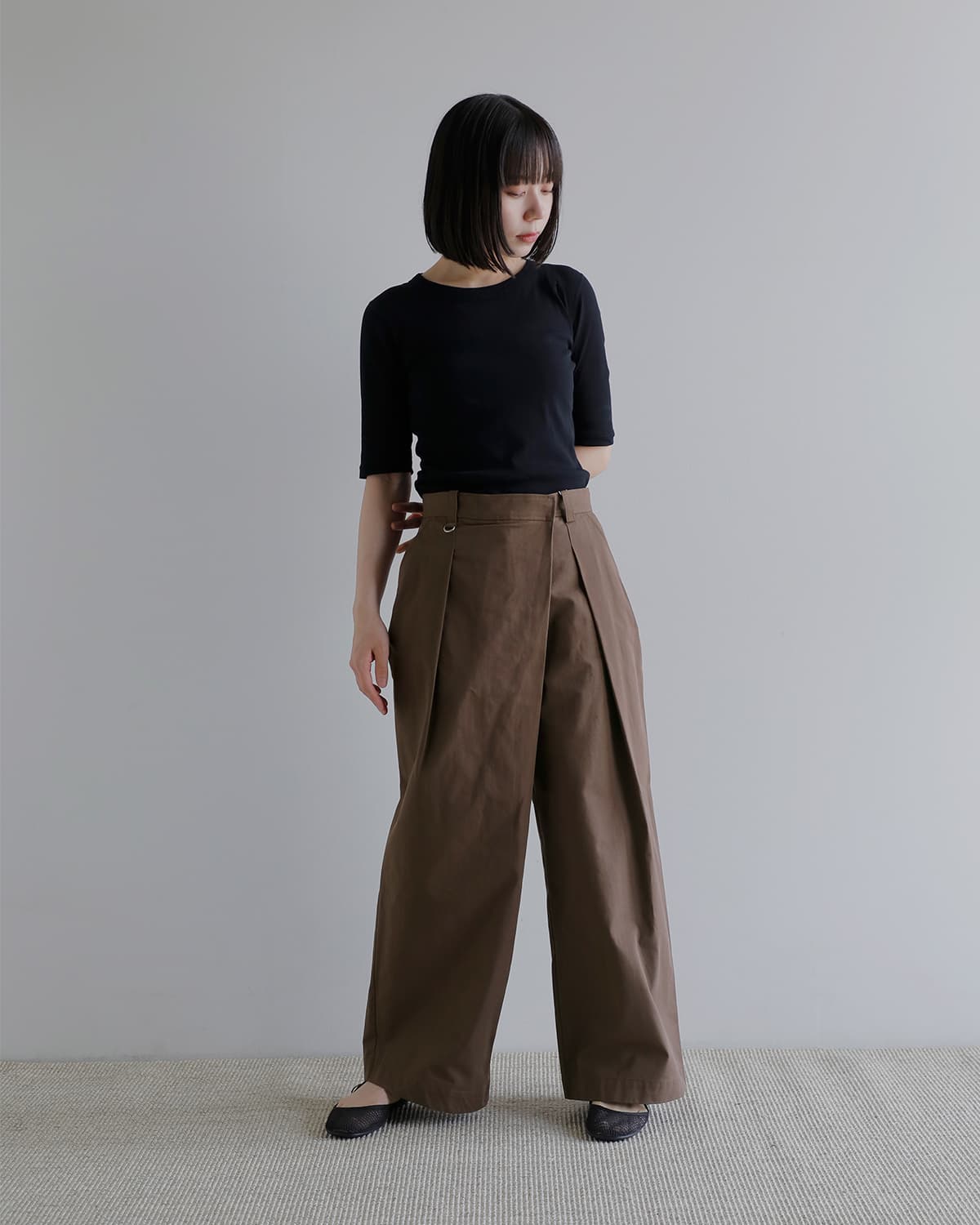 MANOF(マノフ)ラップワイドパンツ 80110-7133