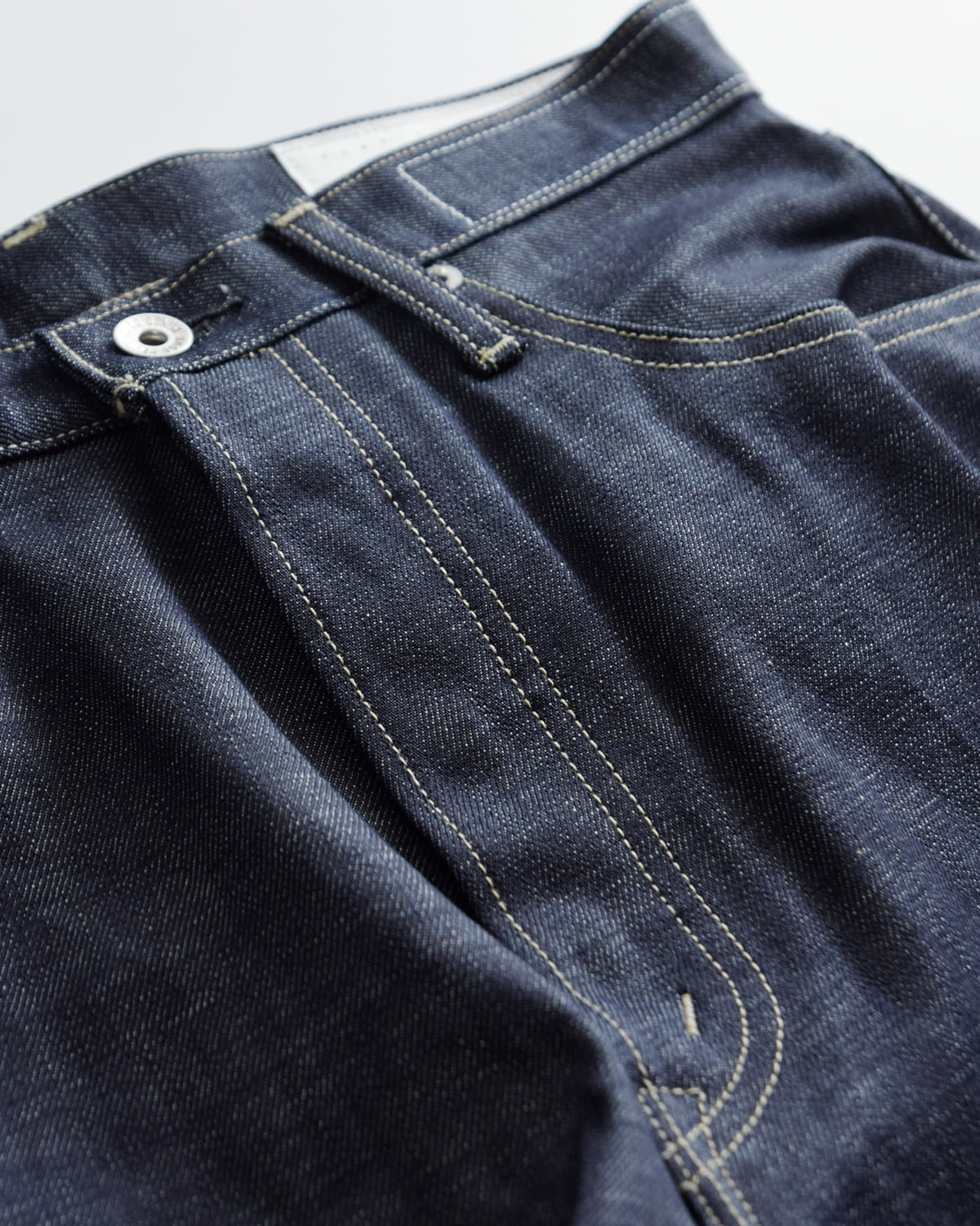 KURO(クロ)ストラクチャー デニムパンツ STRUCTURE 964233