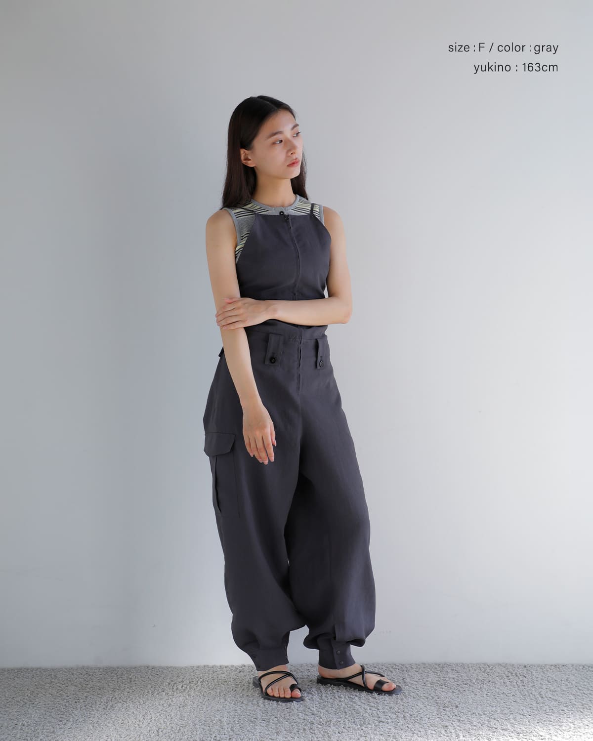 AKANE UTSUNOMIYA アカネウツノミヤ コットン ノースリーブ 裾フリル