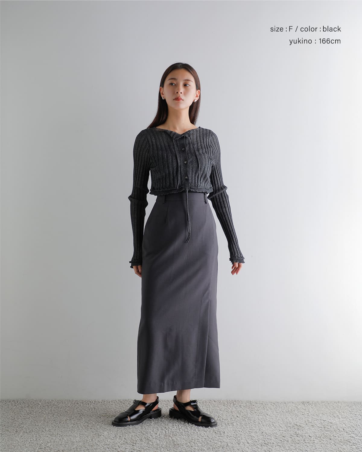 AKANE UTSUNOMIYA(アカネウツノミヤ)コットンリブニットクロップドカーディガン akes-014