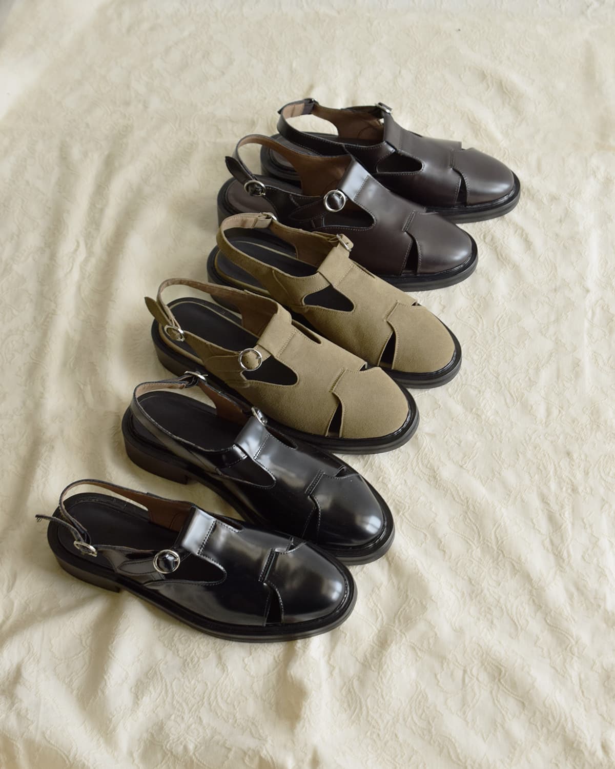 ALM.(アルム)カウレザー ミュール  “SALACIA LEATHER MULES” al128