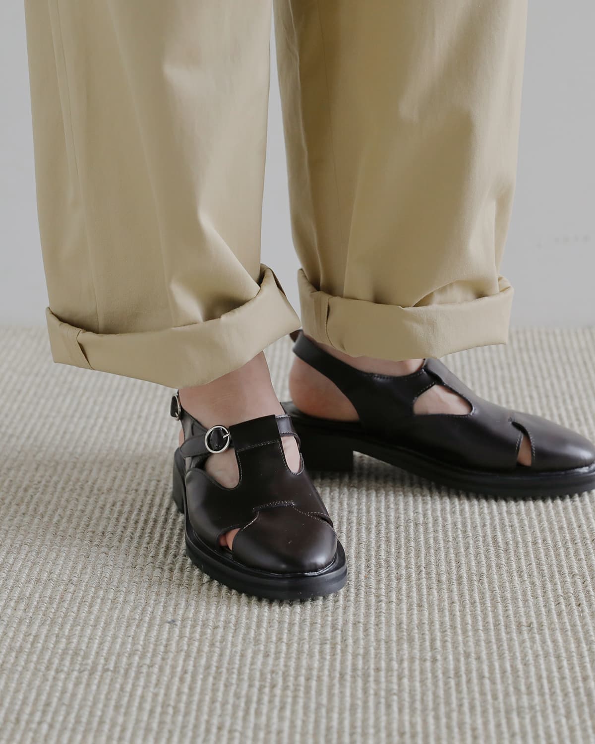 ALM.(アルム)カウレザー ミュール  “SALACIA LEATHER MULES” al128