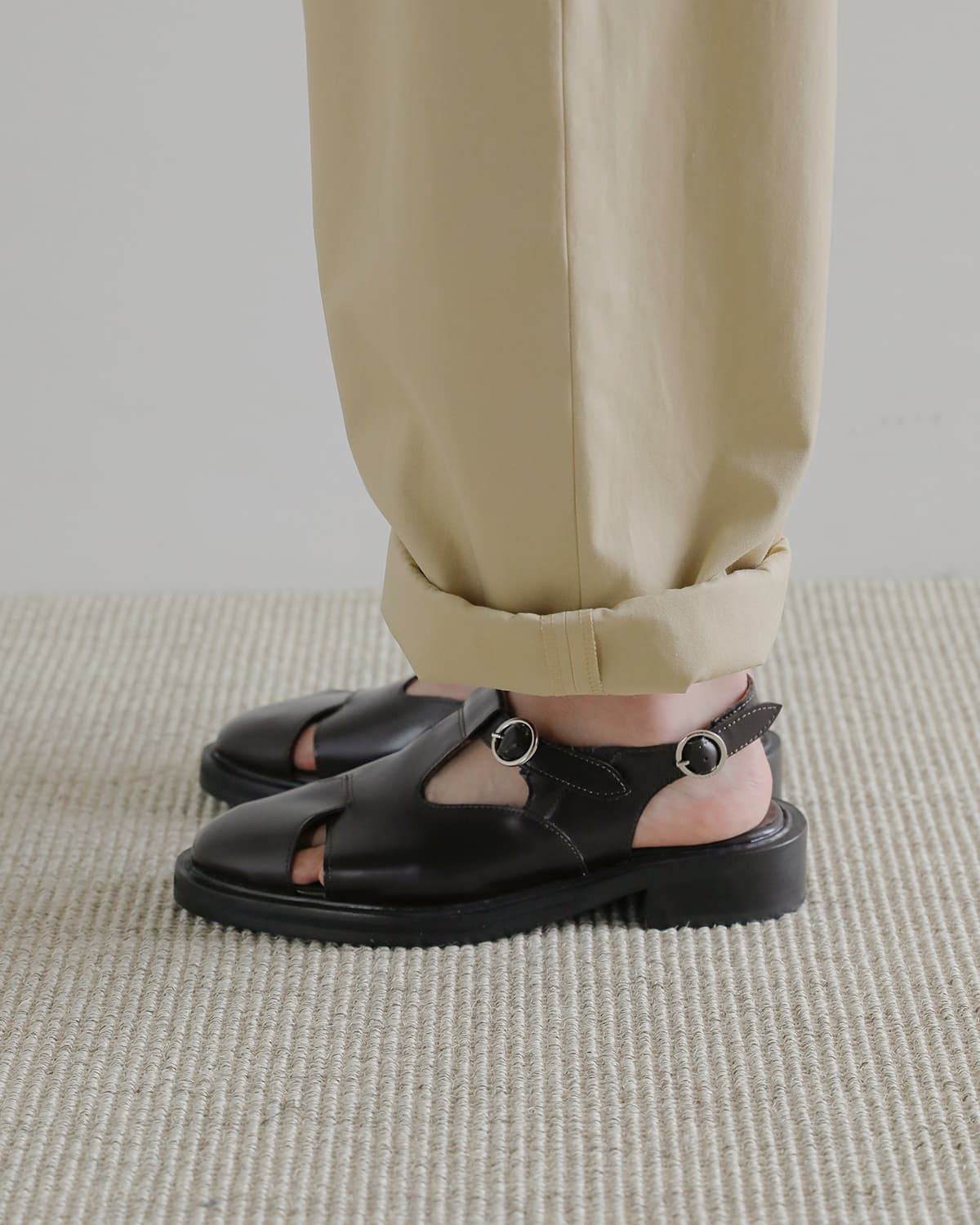 ALM.(アルム)カウレザー ミュール  “SALACIA LEATHER MULES” al128