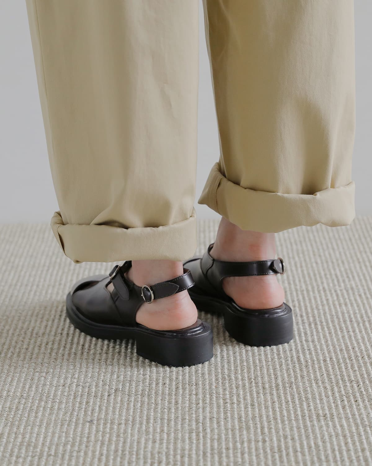 ALM.(アルム)カウレザー ミュール  “SALACIA LEATHER MULES” al128