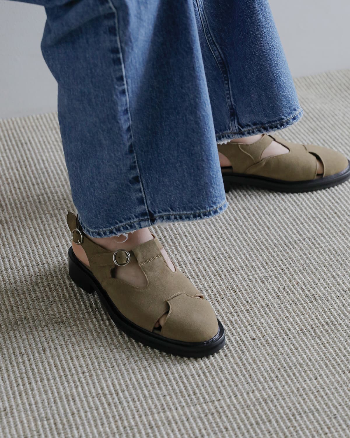 ALM.(アルム)カウレザー ミュール  “SALACIA LEATHER MULES” al128