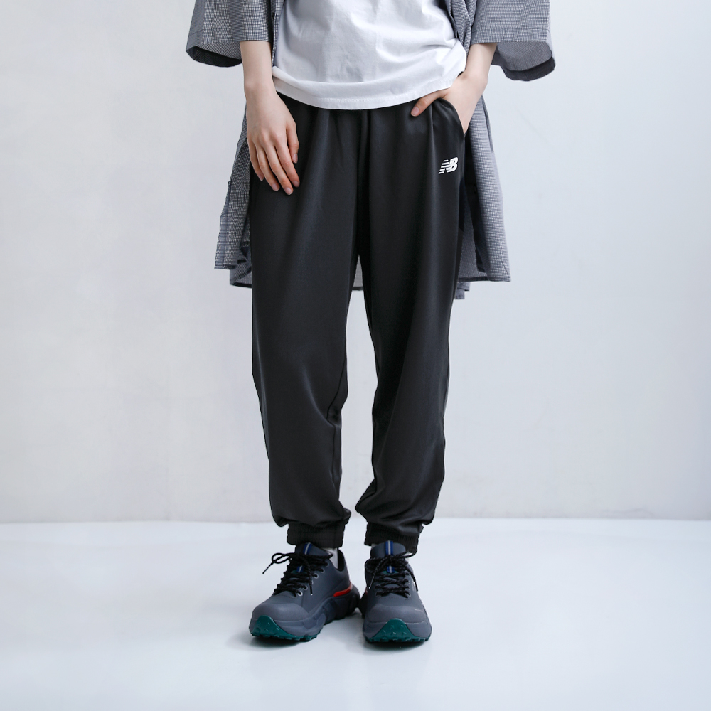 new balanceスポーツジャージー ジョガーパンツ awp53402