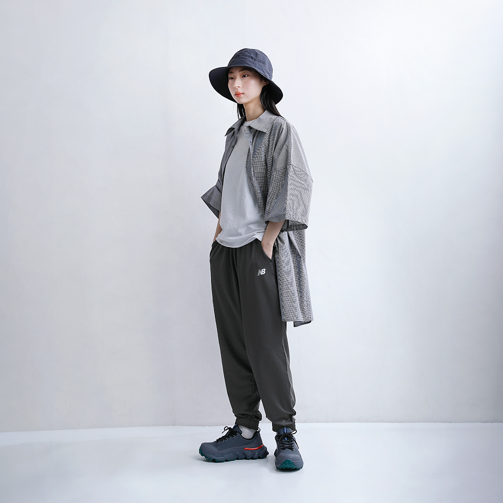 new balanceスポーツジャージー ジョガーパンツ awp53402