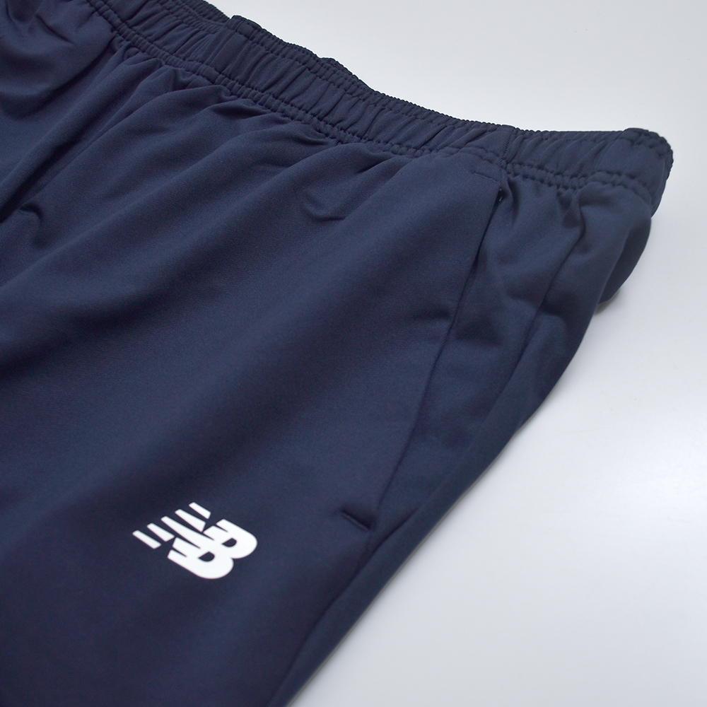 new balanceスポーツジャージー ジョガーパンツ awp53402