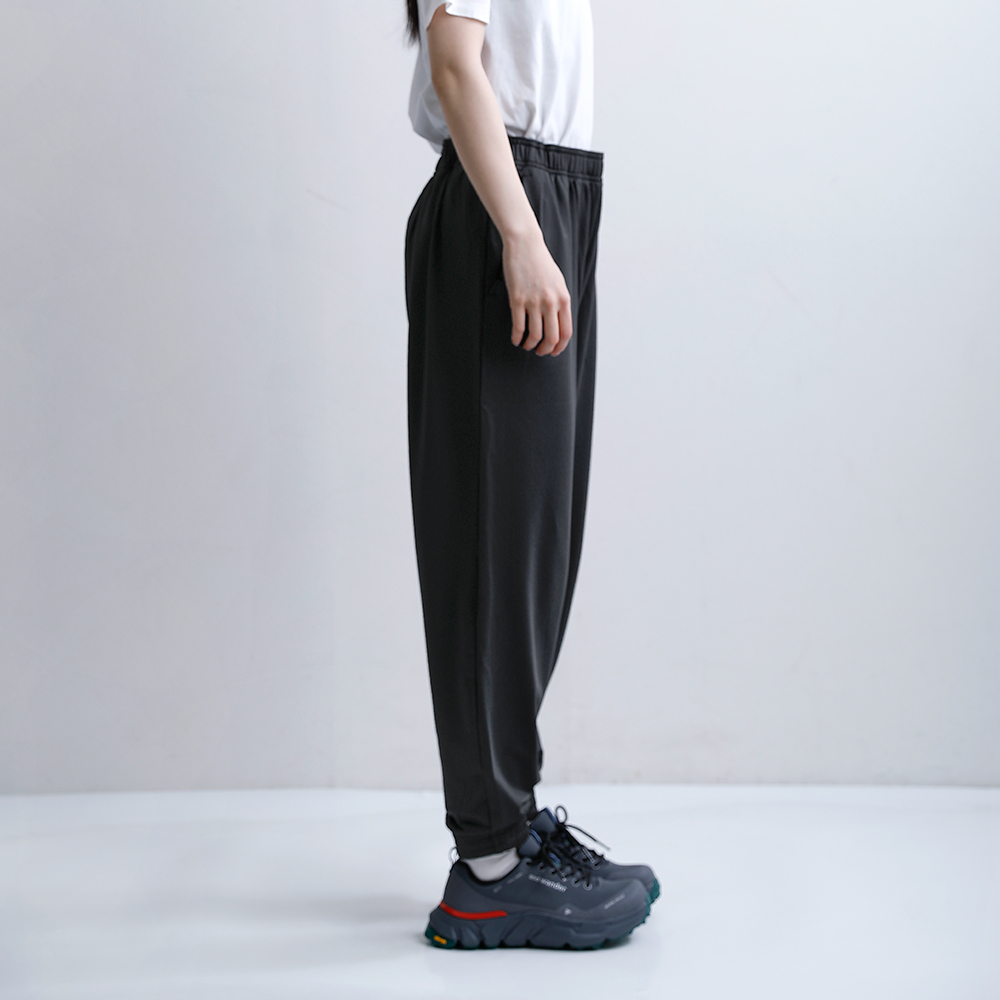 new balanceスポーツジャージー ジョガーパンツ awp53402