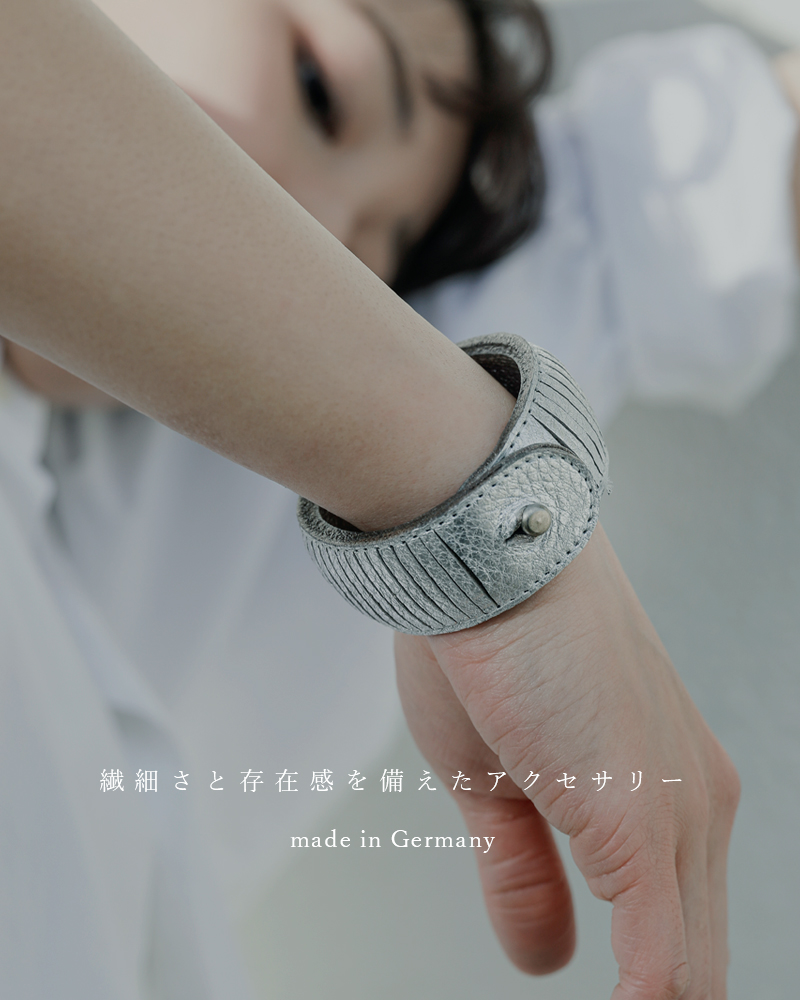 trippen(トリッペン)カウレザーバングルSbangle-lam