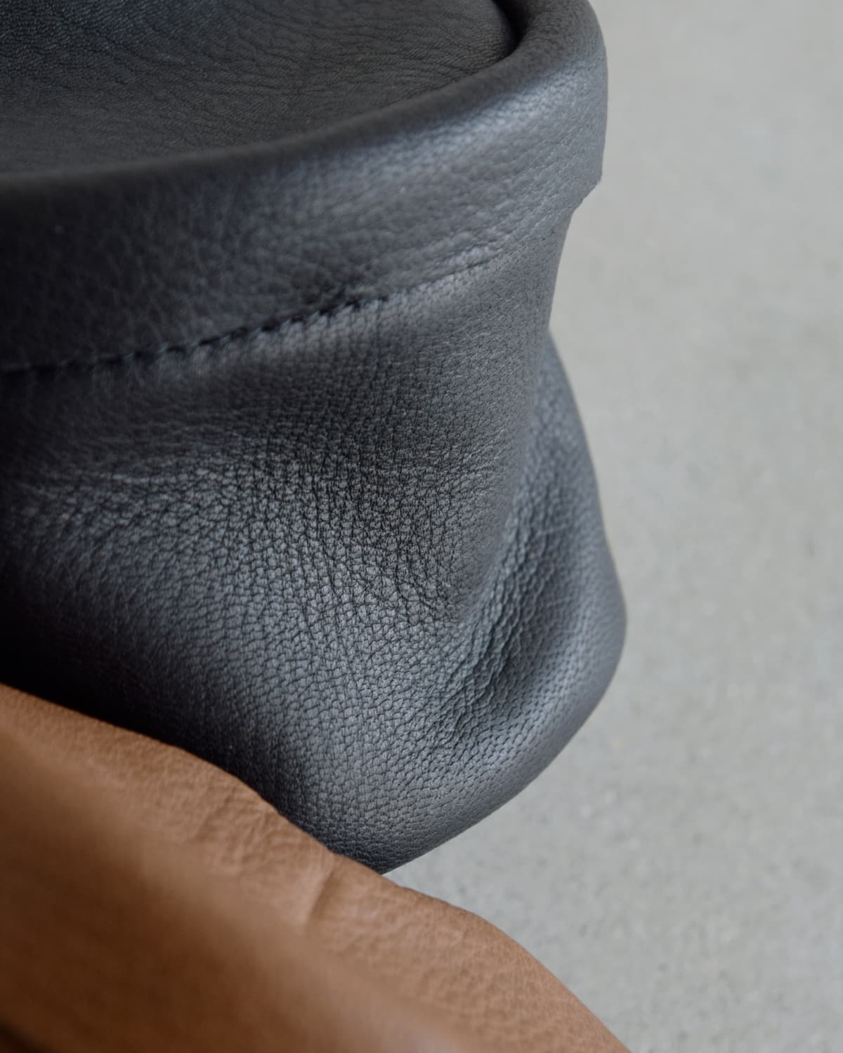 macromauro(�}�N���}�E��)�f�B�A���U�[ �E�G�X�g�o�b�O S�T�C�Y  �gDEER LEATHER WAIST BAG S�h d-lth-w-bag-s